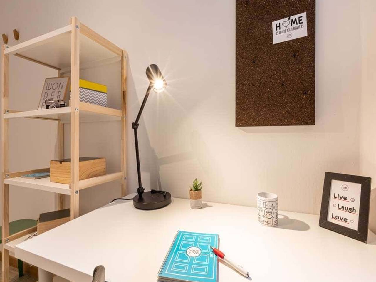 negozio in affitto a Milano in zona Famagosta