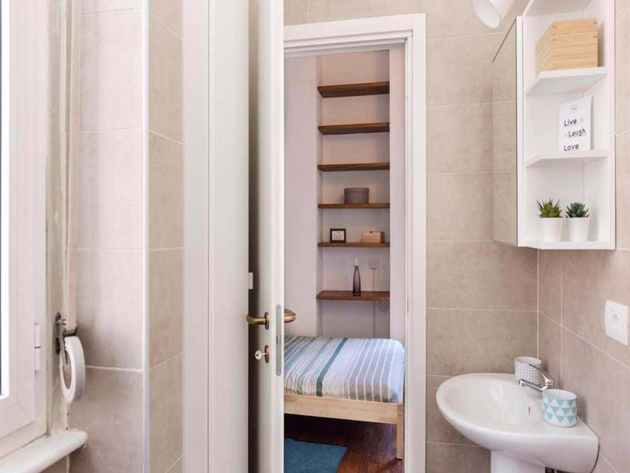 negozio in affitto a Milano in zona Sant'Ambrogio