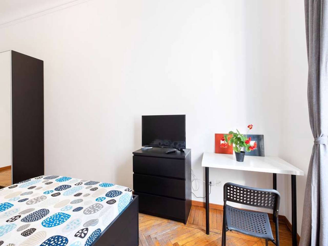 negozio in affitto a Milano in zona Bocconi