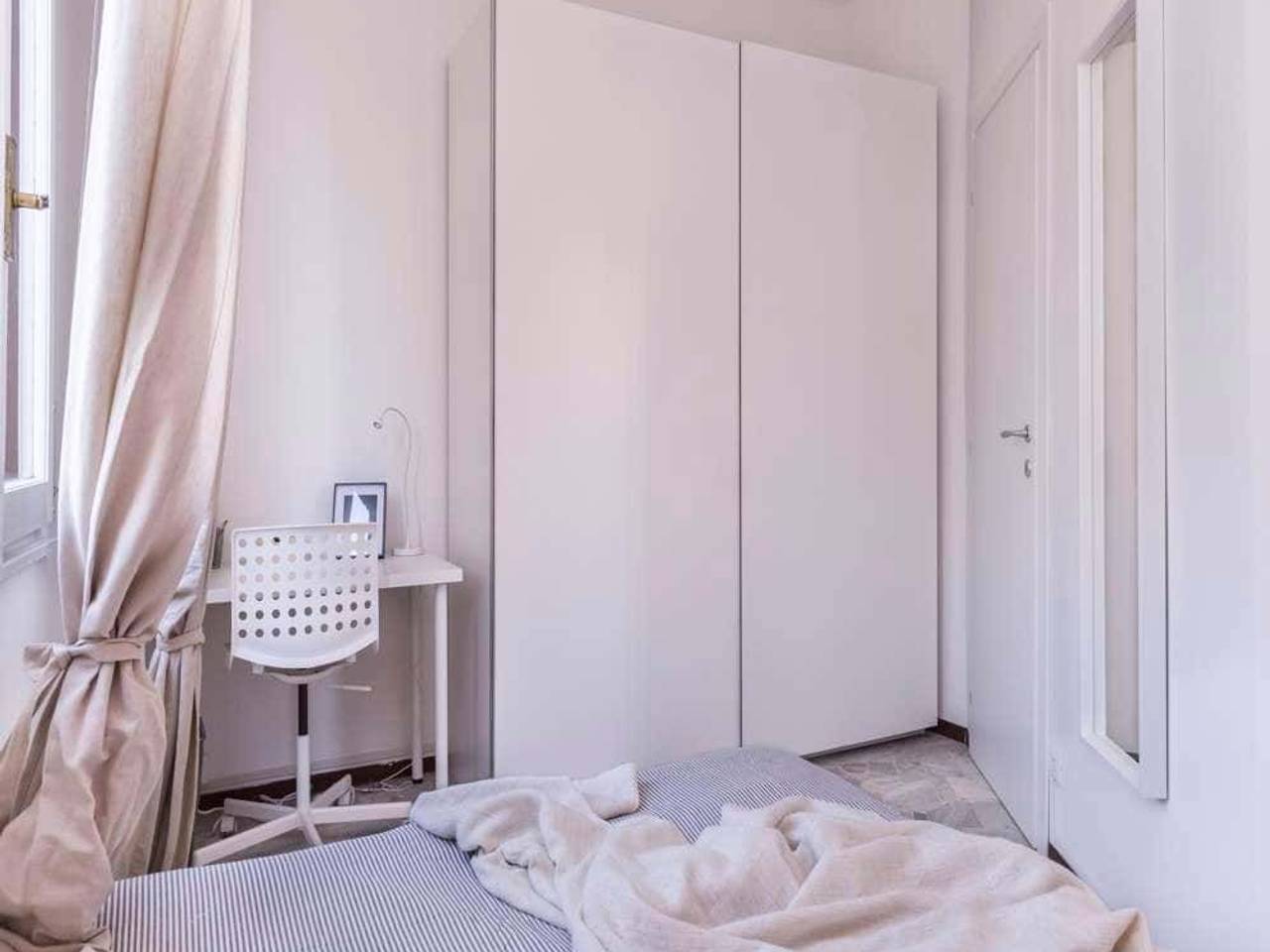 negozio in affitto a Milano in zona Lorenteggio