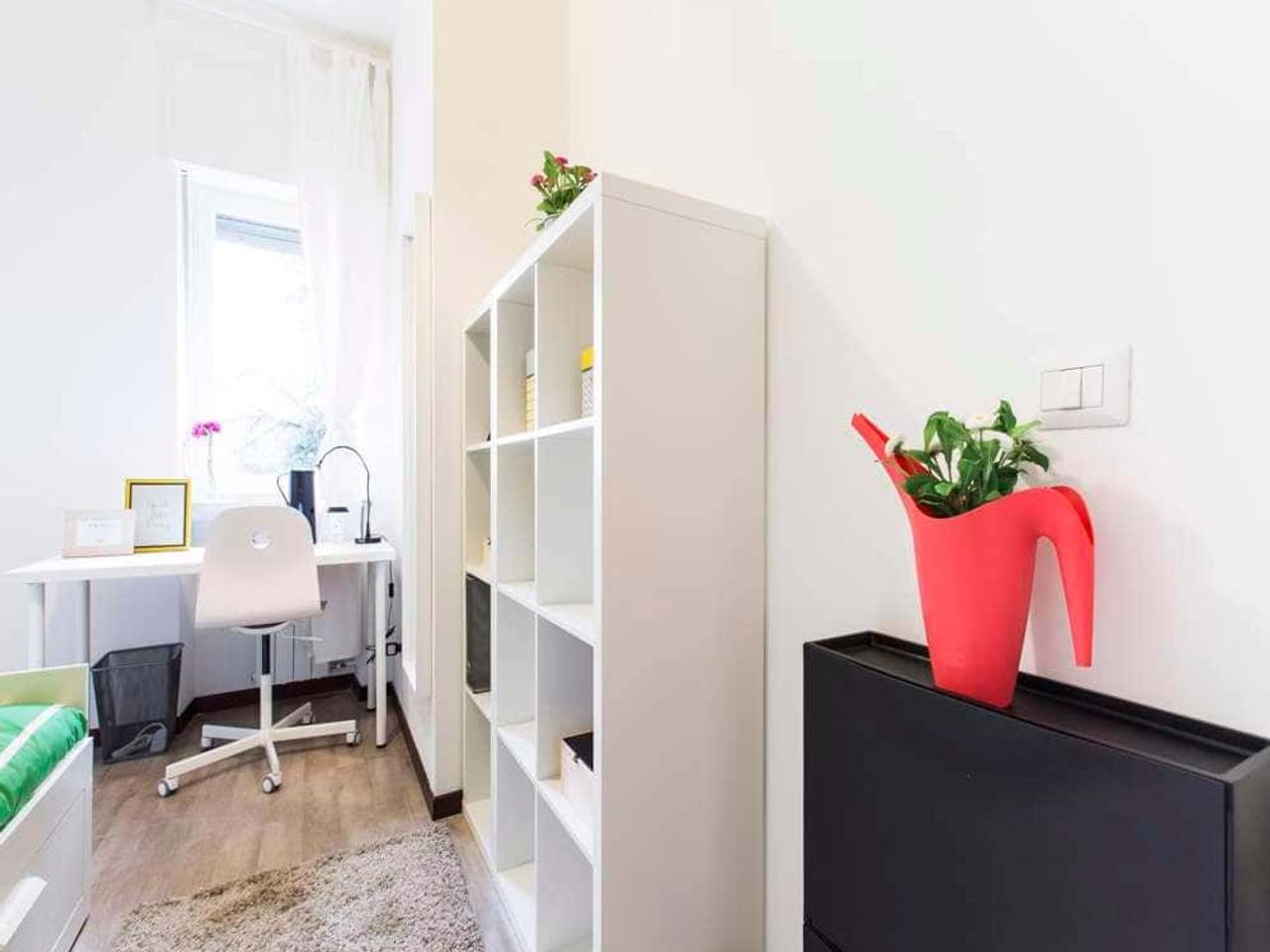 negozio in affitto a Milano in zona Lorenteggio