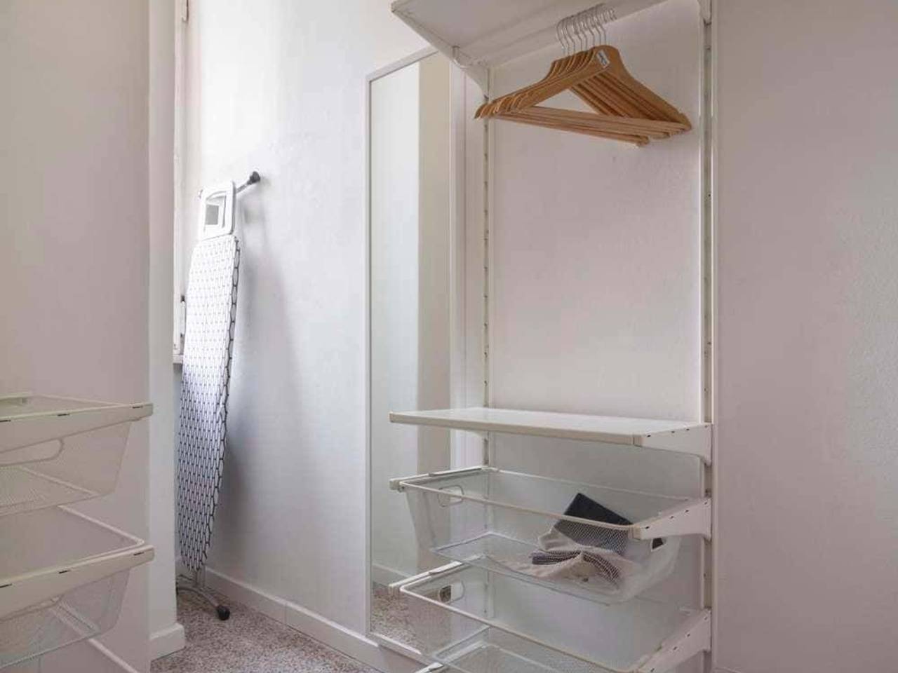 negozio in affitto a Milano in zona Lorenteggio