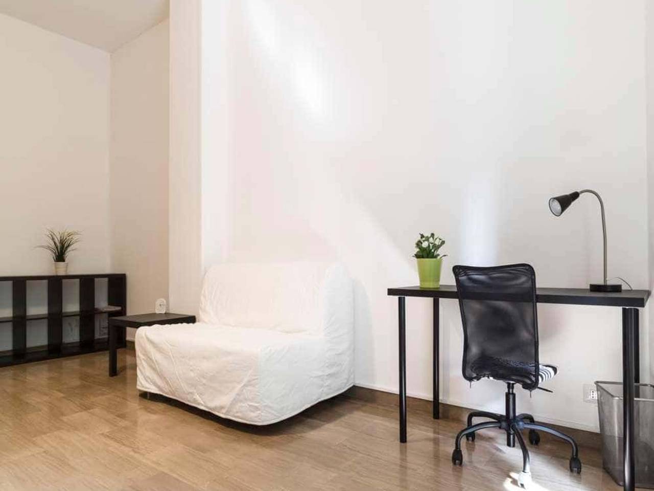 negozio in affitto a Milano in zona Sant'Ambrogio