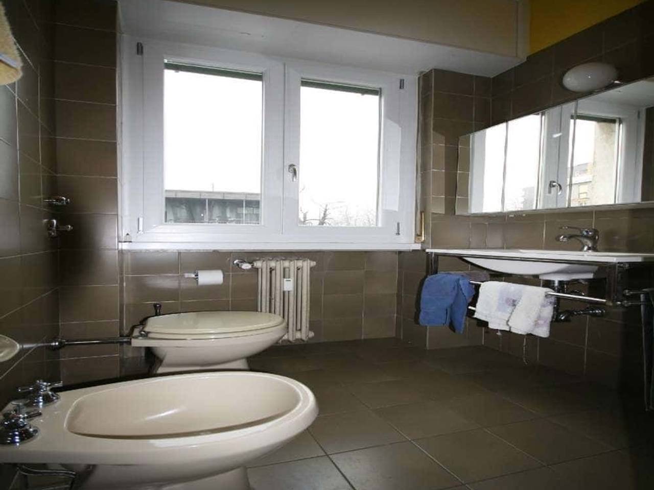 negozio in affitto a Milano in zona Isola