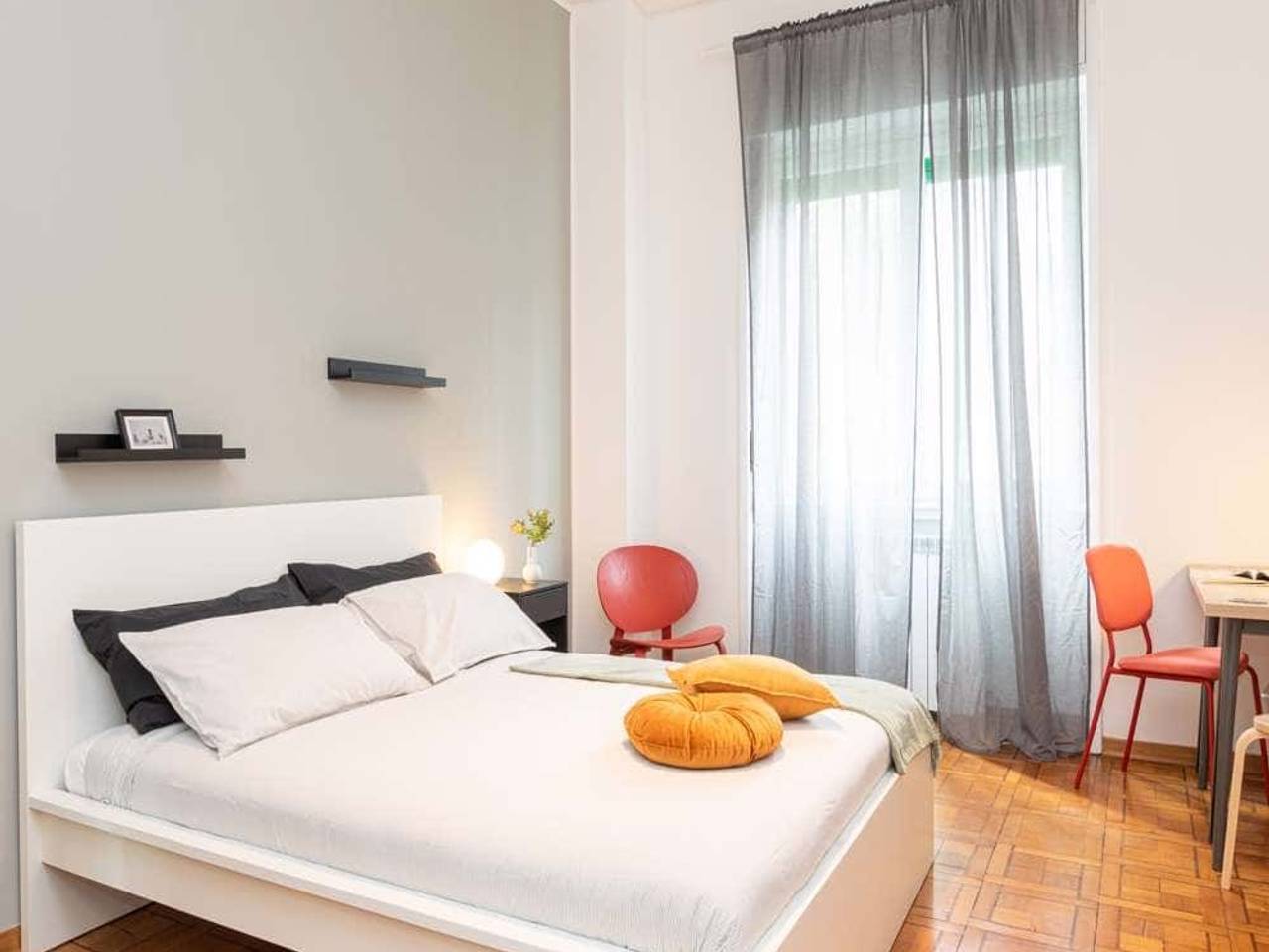 negozio in affitto a Milano in zona Bocconi