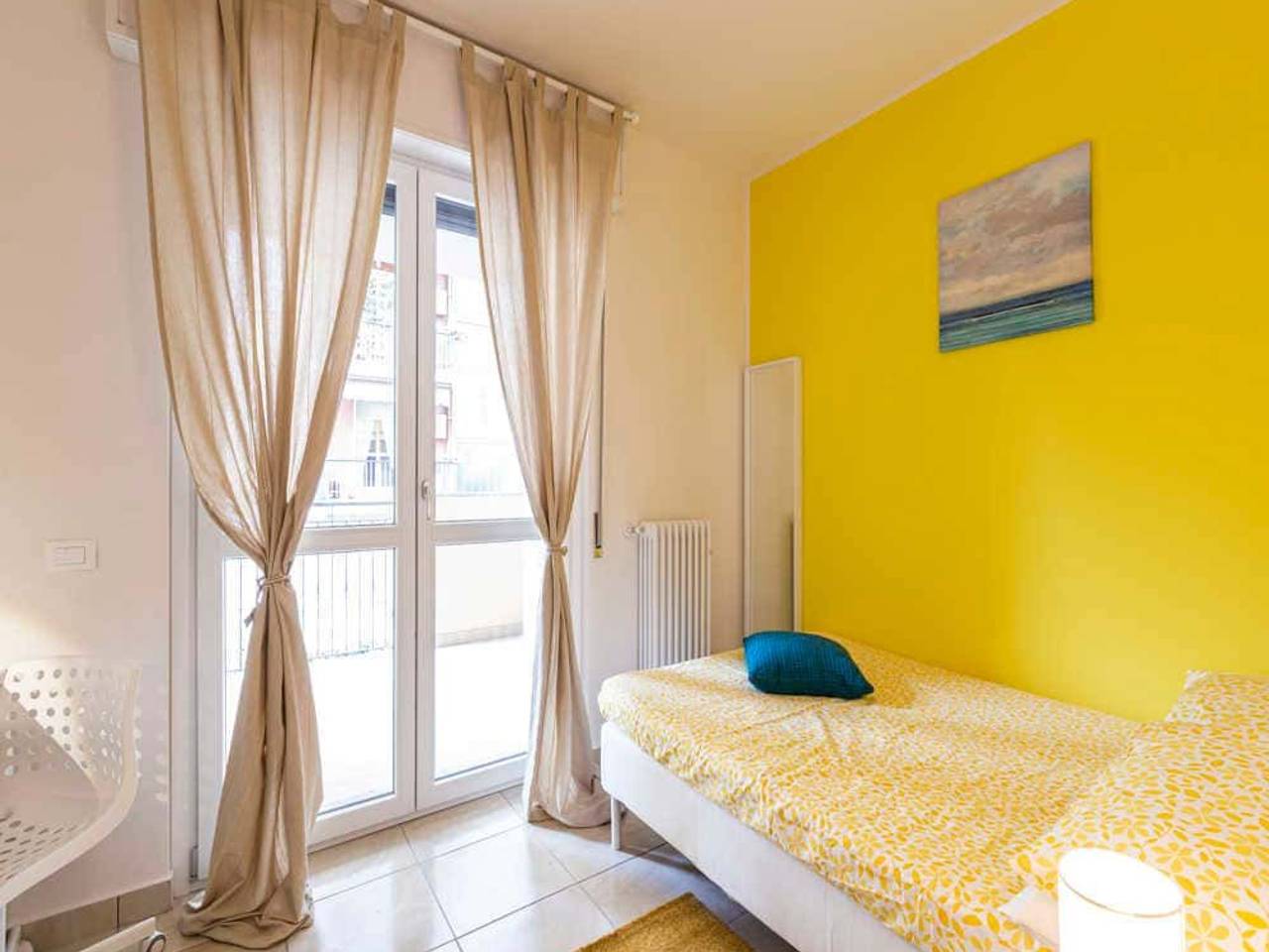 negozio in affitto a Milano in zona Affori