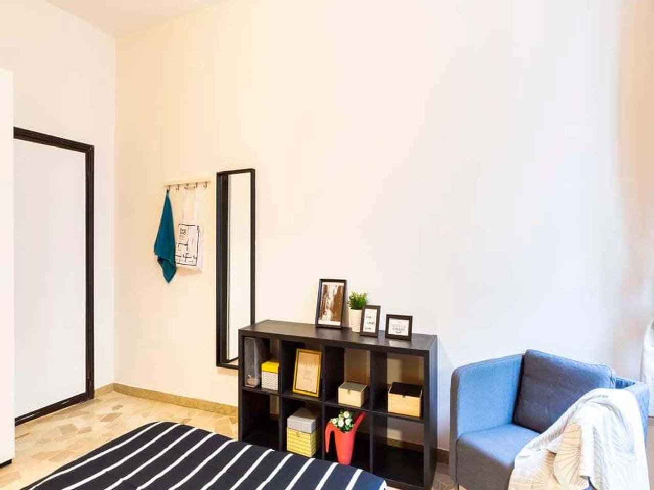 negozio in affitto a Milano in zona Porta Vigentina