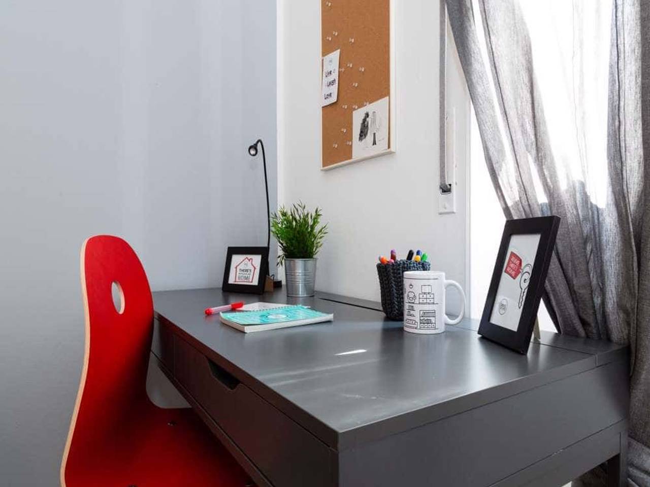 negozio in affitto a Milano in zona Affori