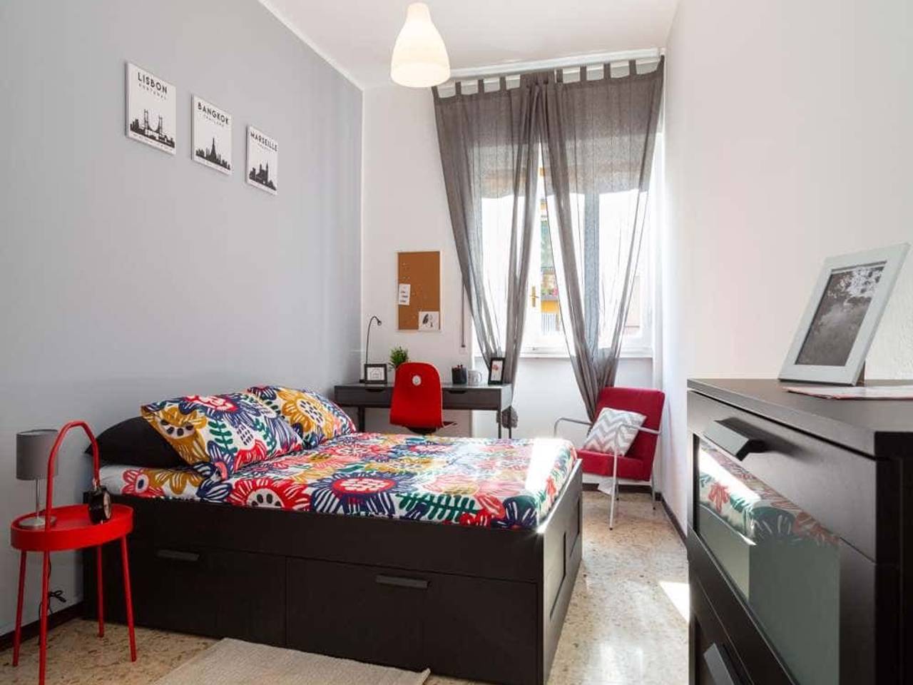 negozio in affitto a Milano in zona Affori