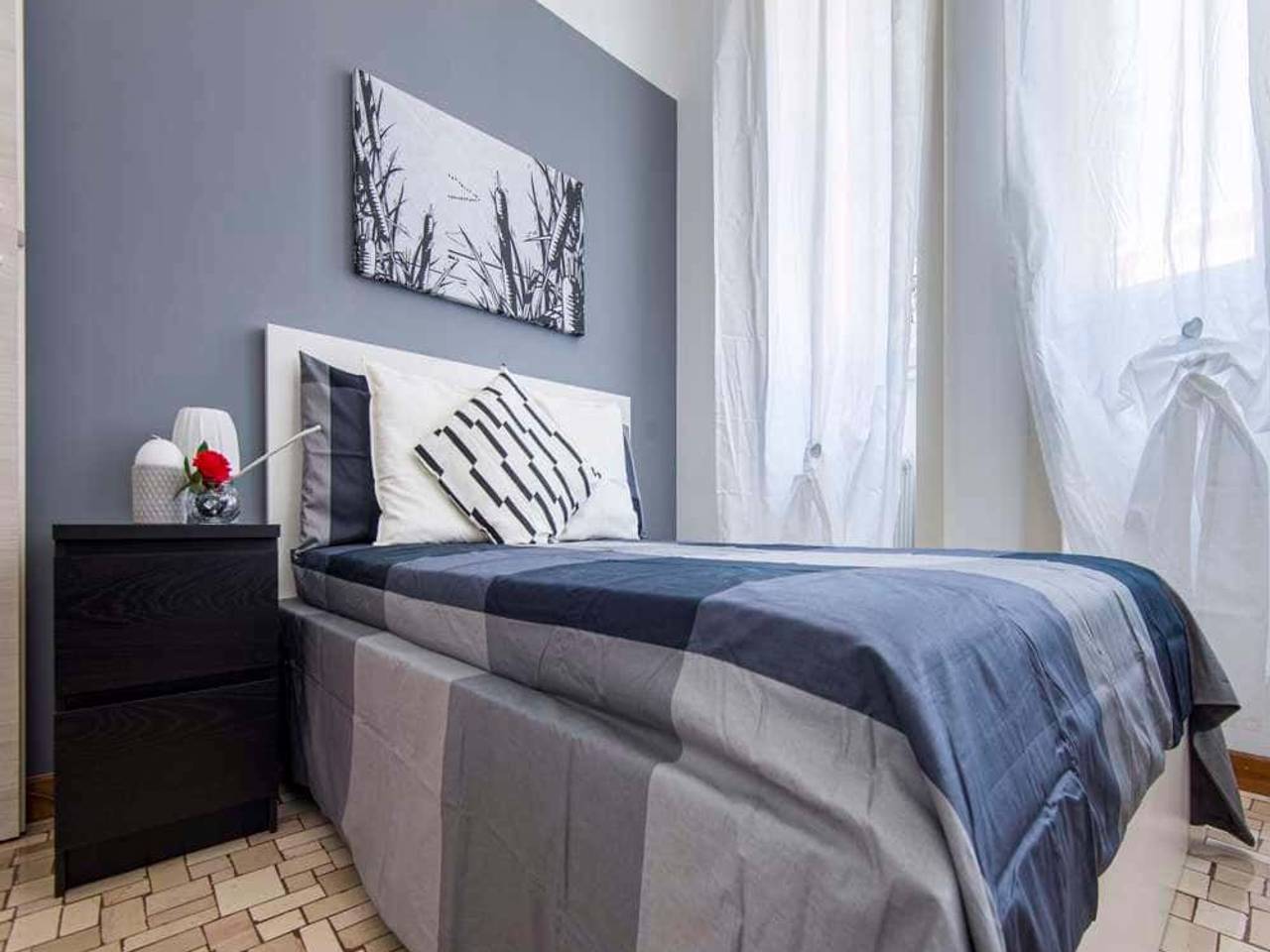 negozio in affitto a Milano in zona Lorenteggio