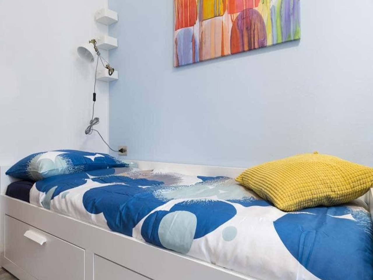 negozio in affitto a Milano in zona Isola