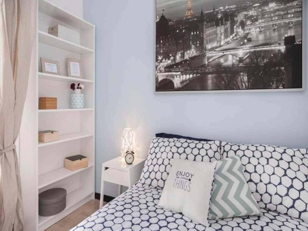 negozio in affitto a Milano in zona Lorenteggio