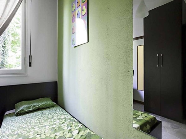 negozio in affitto a Milano in zona Lorenteggio