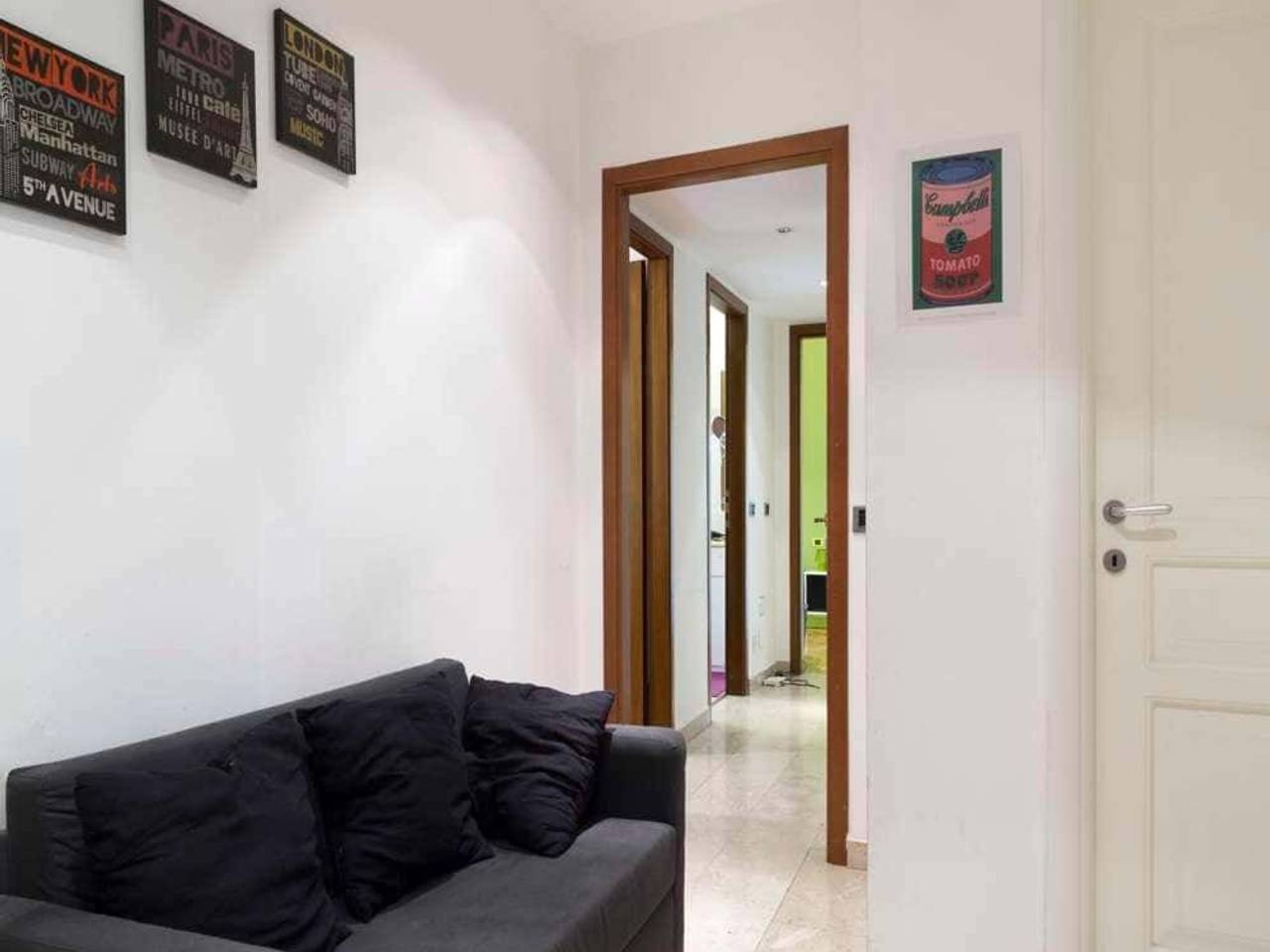 negozio in affitto a Milano in zona Porta Genova