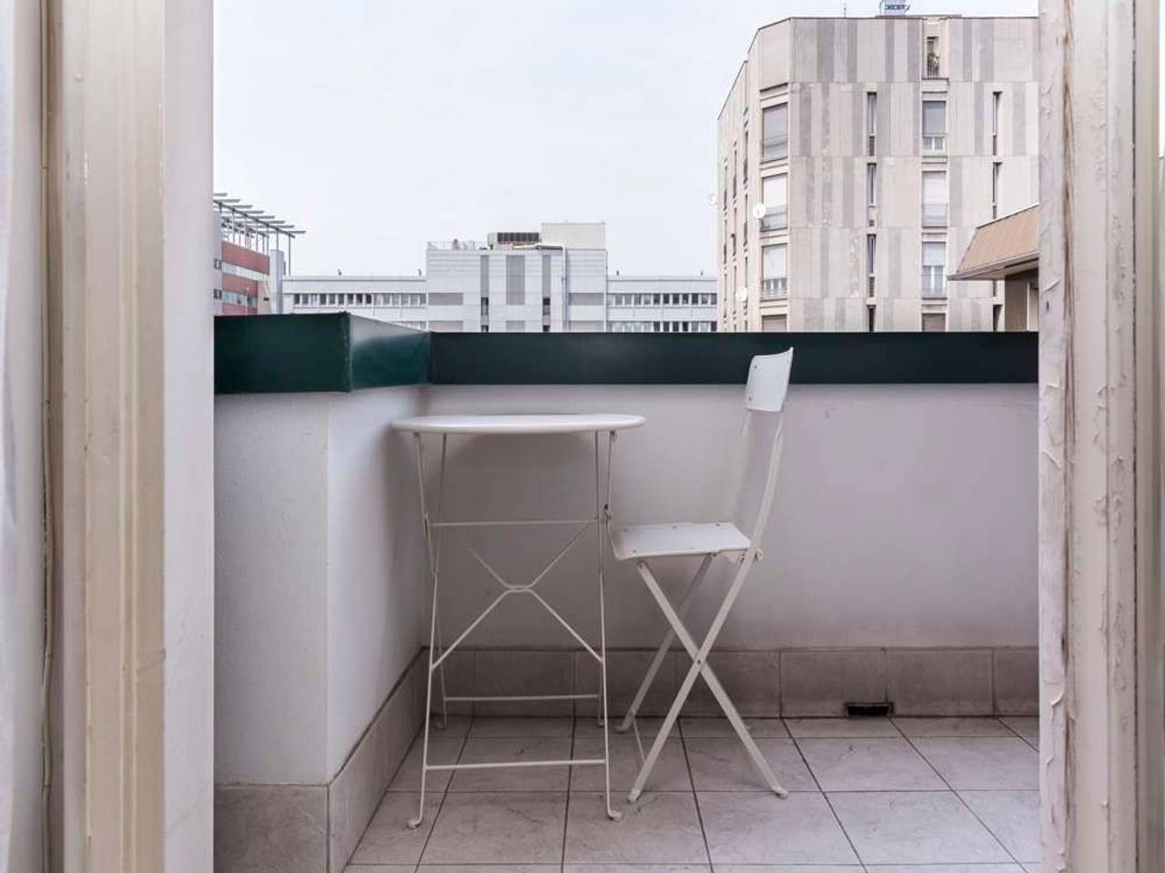 negozio in affitto a Milano in zona Lorenteggio