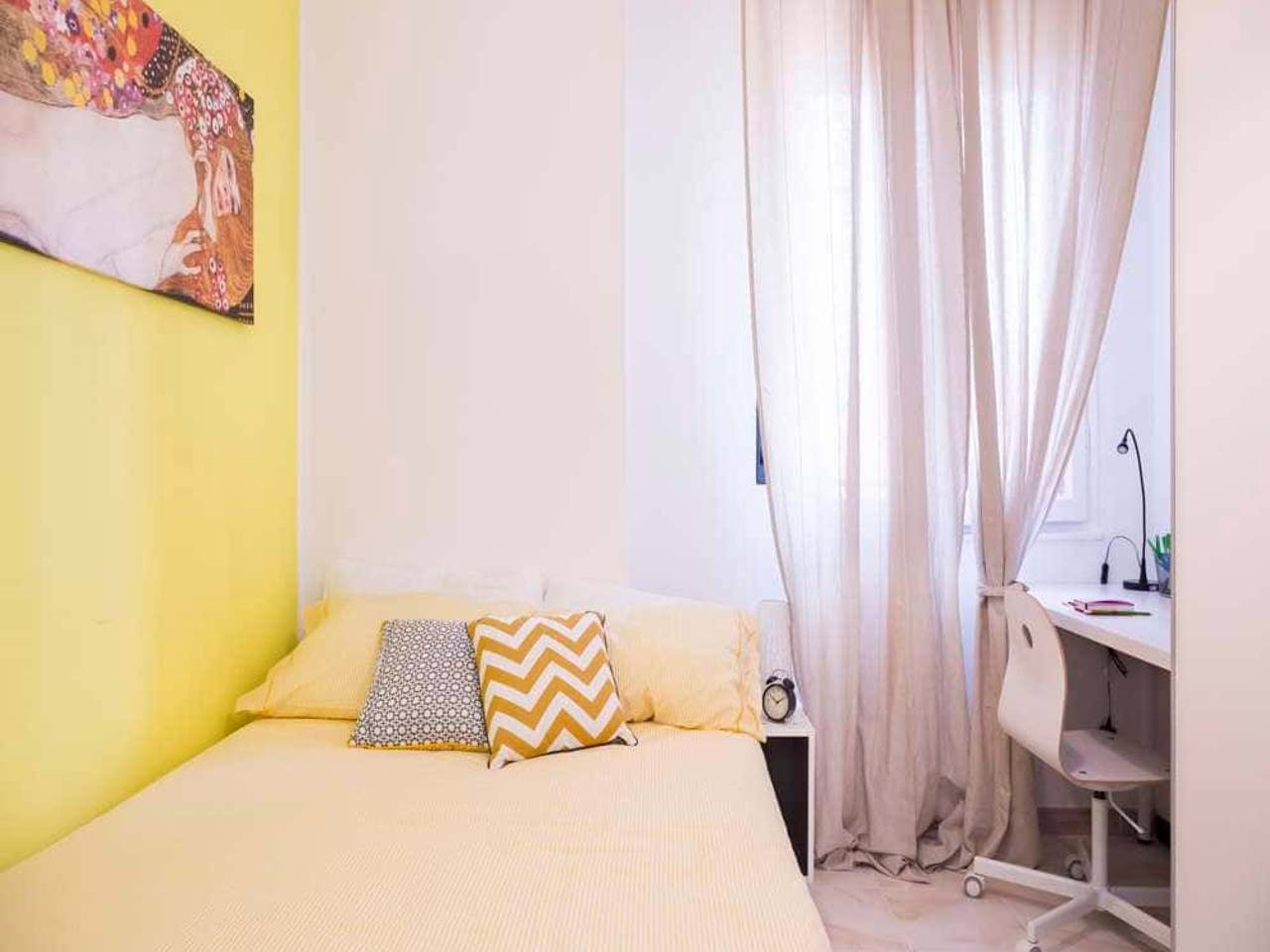 negozio in affitto a Milano in zona Lorenteggio