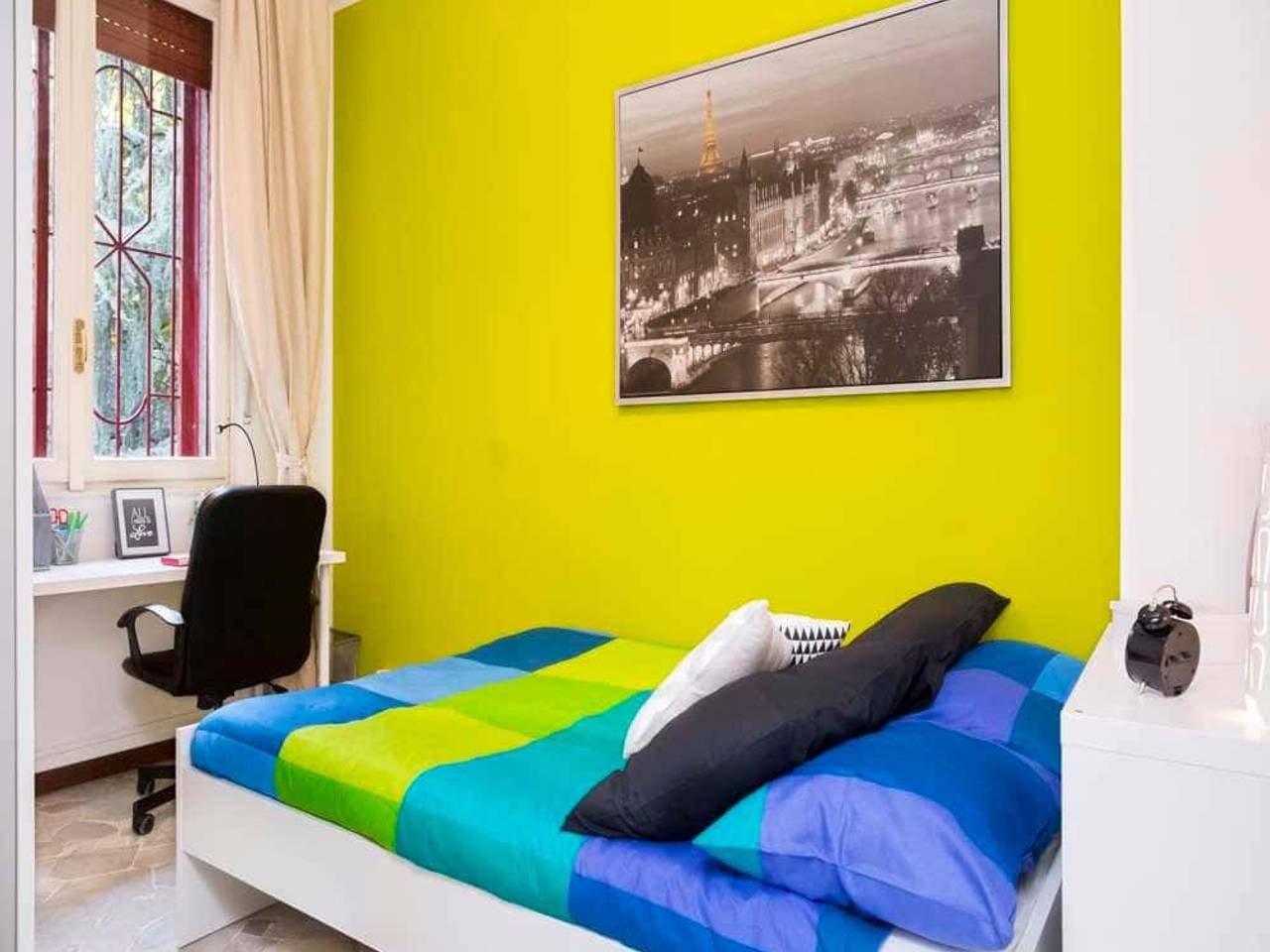 negozio in affitto a Milano in zona Lorenteggio