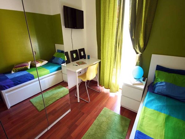 negozio in affitto a Milano in zona Lorenteggio