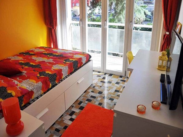 negozio in affitto a Milano in zona Lorenteggio