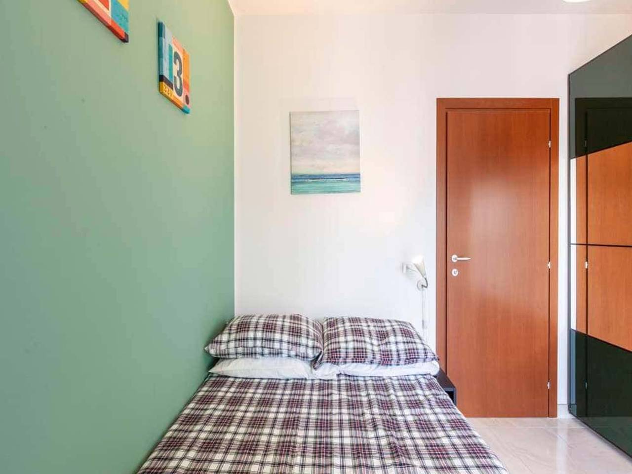 negozio in affitto a Milano in zona Affori