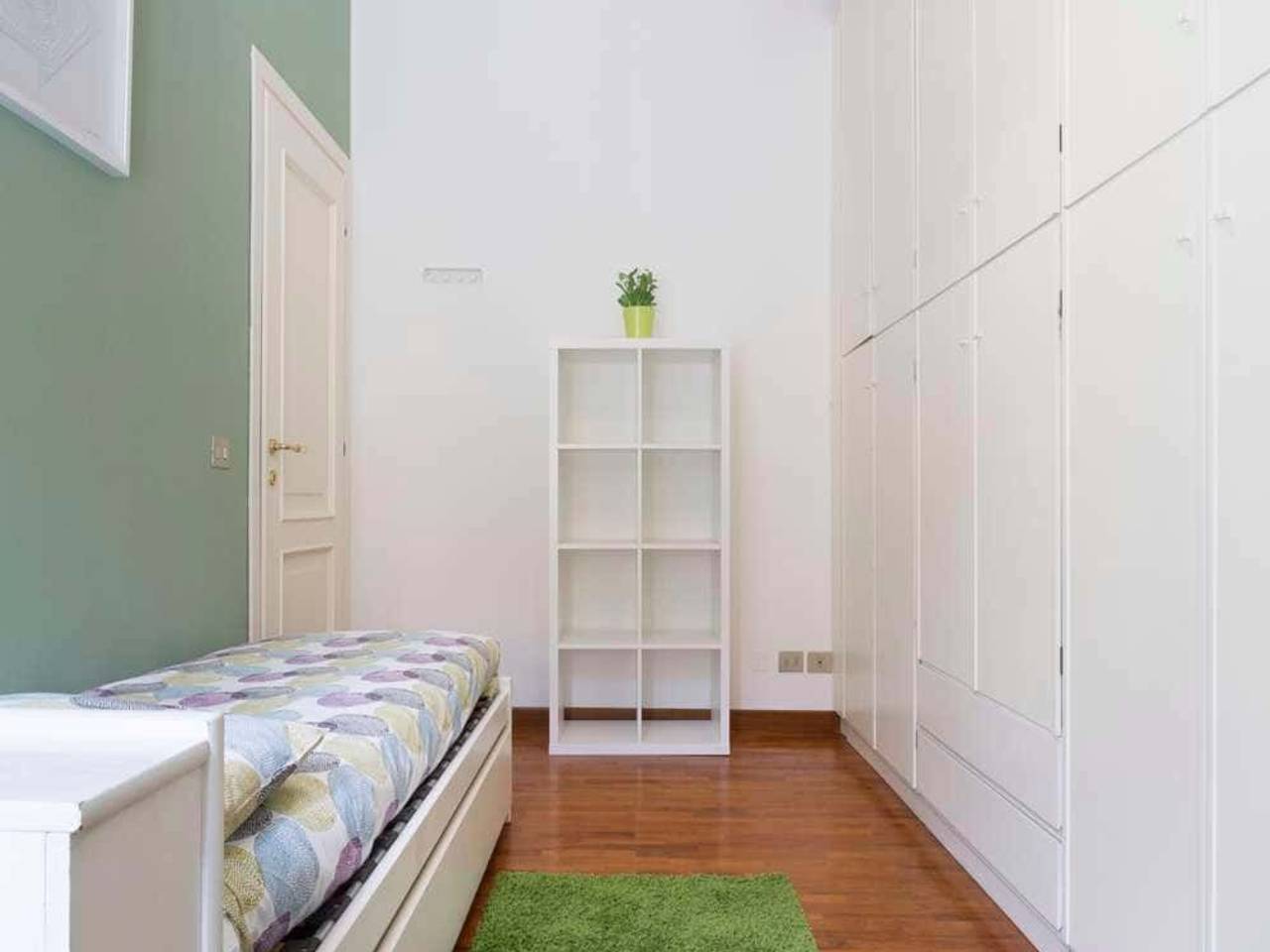 negozio in affitto a Milano in zona Bocconi