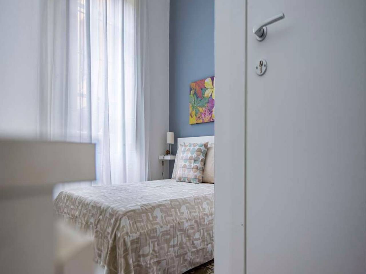 negozio in affitto a Milano in zona Guastalla