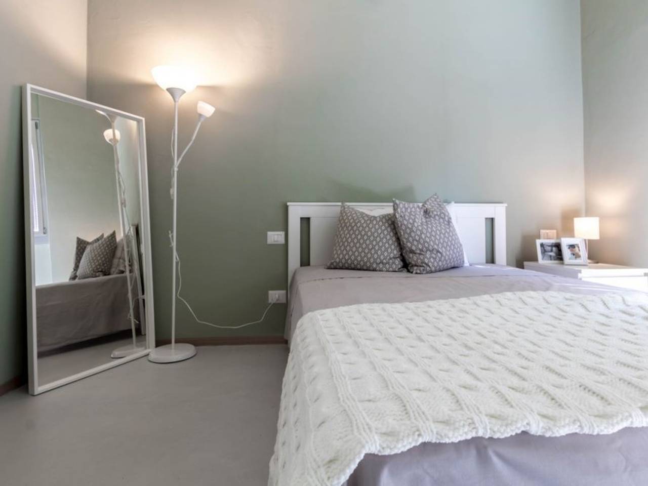 negozio in affitto a Milano in zona Famagosta