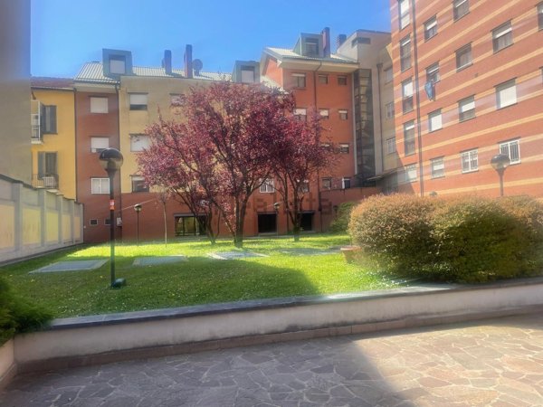 appartamento in affitto a Milano in zona Vigentino