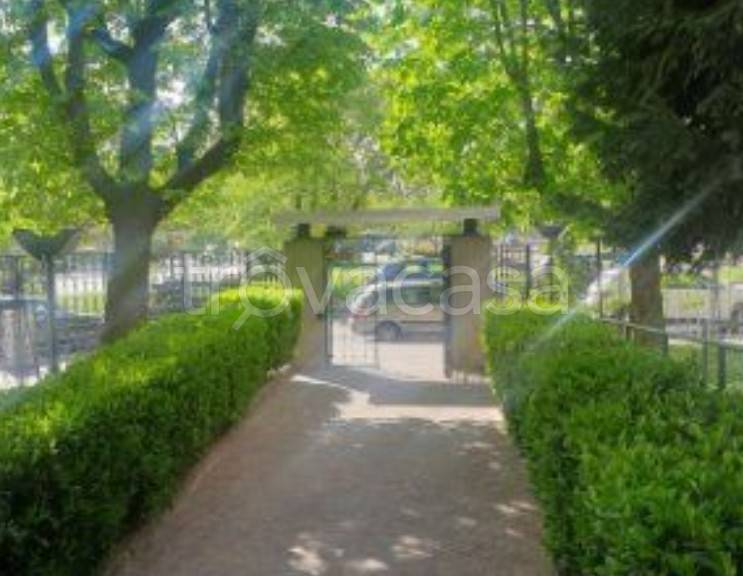 appartamento in affitto a Milano in zona Lorenteggio