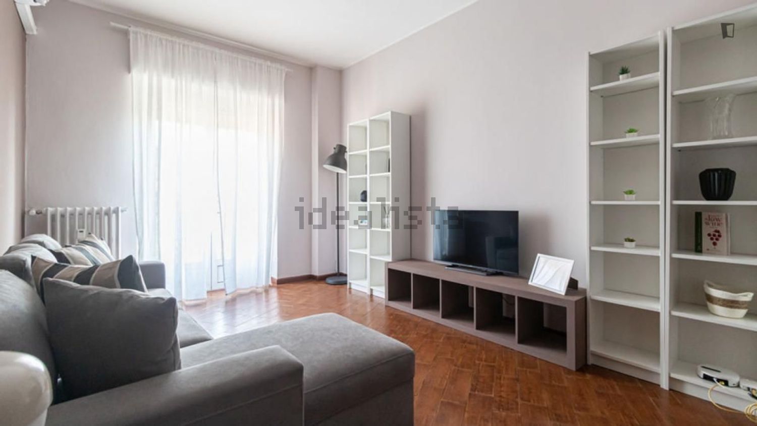 appartamento in affitto a Milano in zona Porta Genova