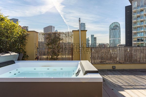 appartamento in affitto a Milano in zona Isola