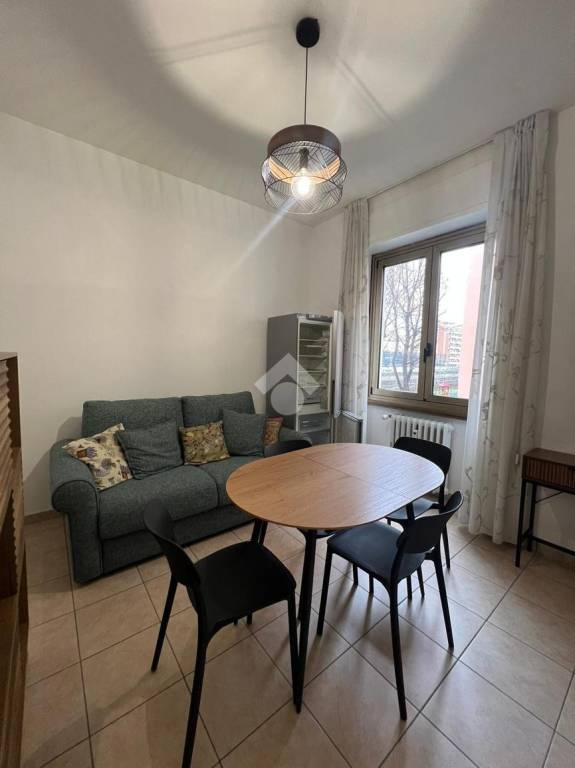 appartamento in affitto a Milano in zona Feltre