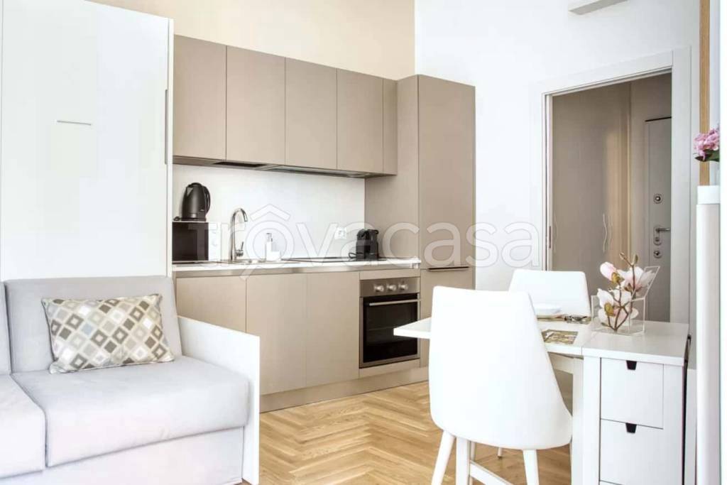 appartamento in affitto a Milano in zona Sant'Ambrogio