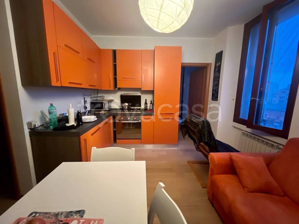 appartamento in affitto a Milano in zona Vigentino