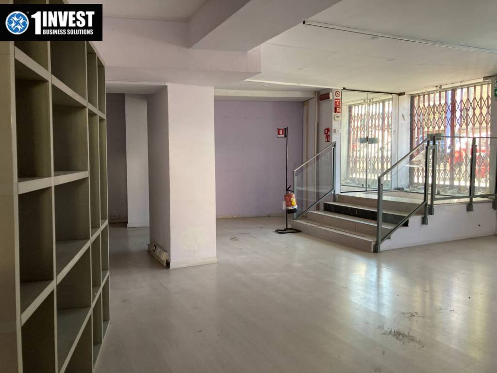 negozio in affitto a Milano