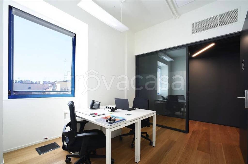 ufficio in affitto a Milano in zona Porta Nuova