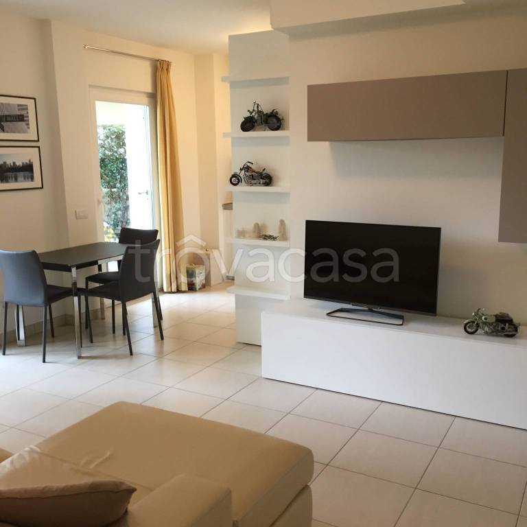 appartamento in affitto a Milano in zona Isola