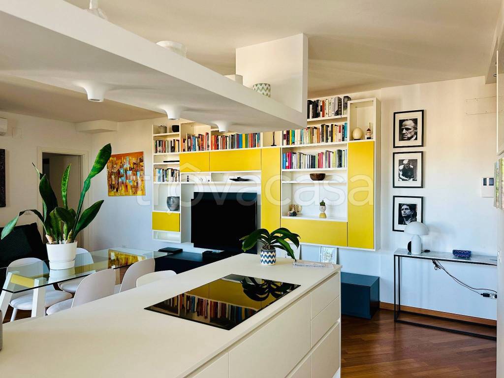 appartamento in affitto a Milano in zona Ghisolfa