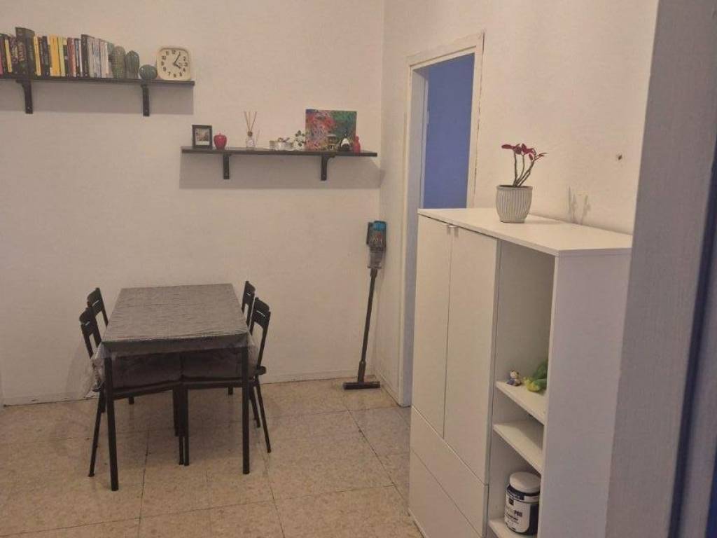 appartamento in affitto a Milano in zona Famagosta