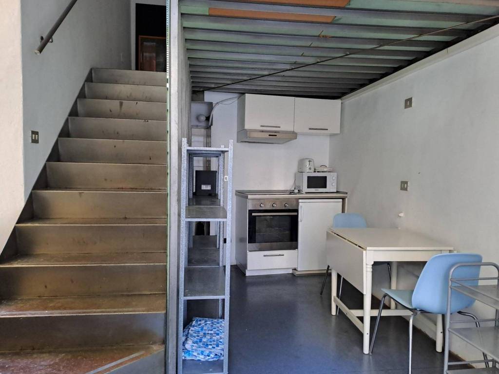 appartamento in affitto a Milano in zona Guastalla