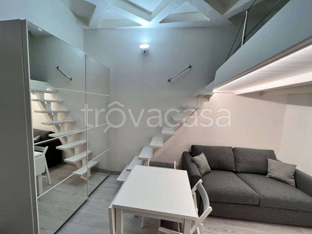 appartamento in affitto a Milano