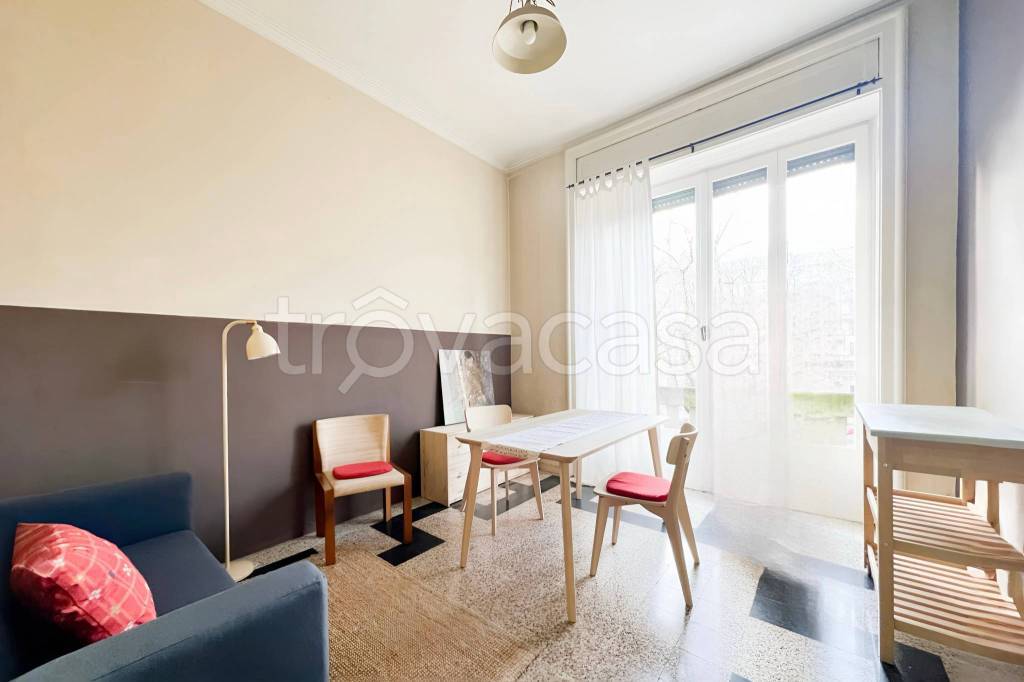 appartamento in affitto a Milano in zona XXII Marzo