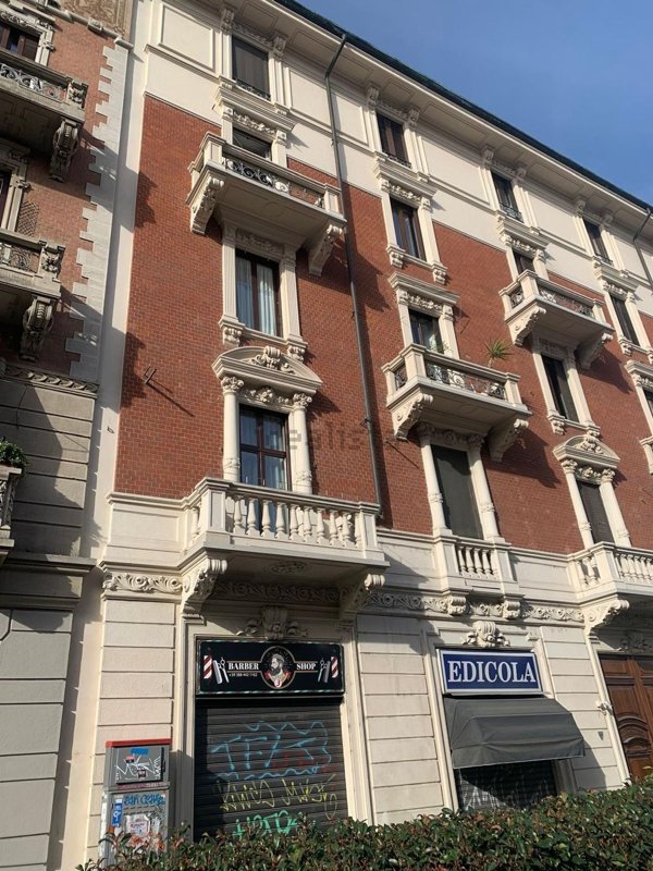 negozio in affitto a Milano in zona San Cristoforo