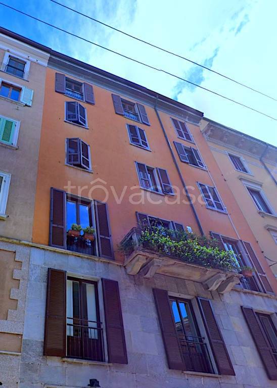 appartamento in affitto a Milano in zona Porta Nuova