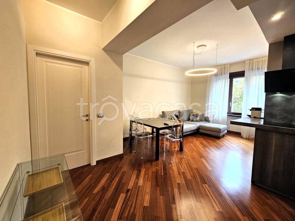 appartamento in affitto a Milano in zona Sempione