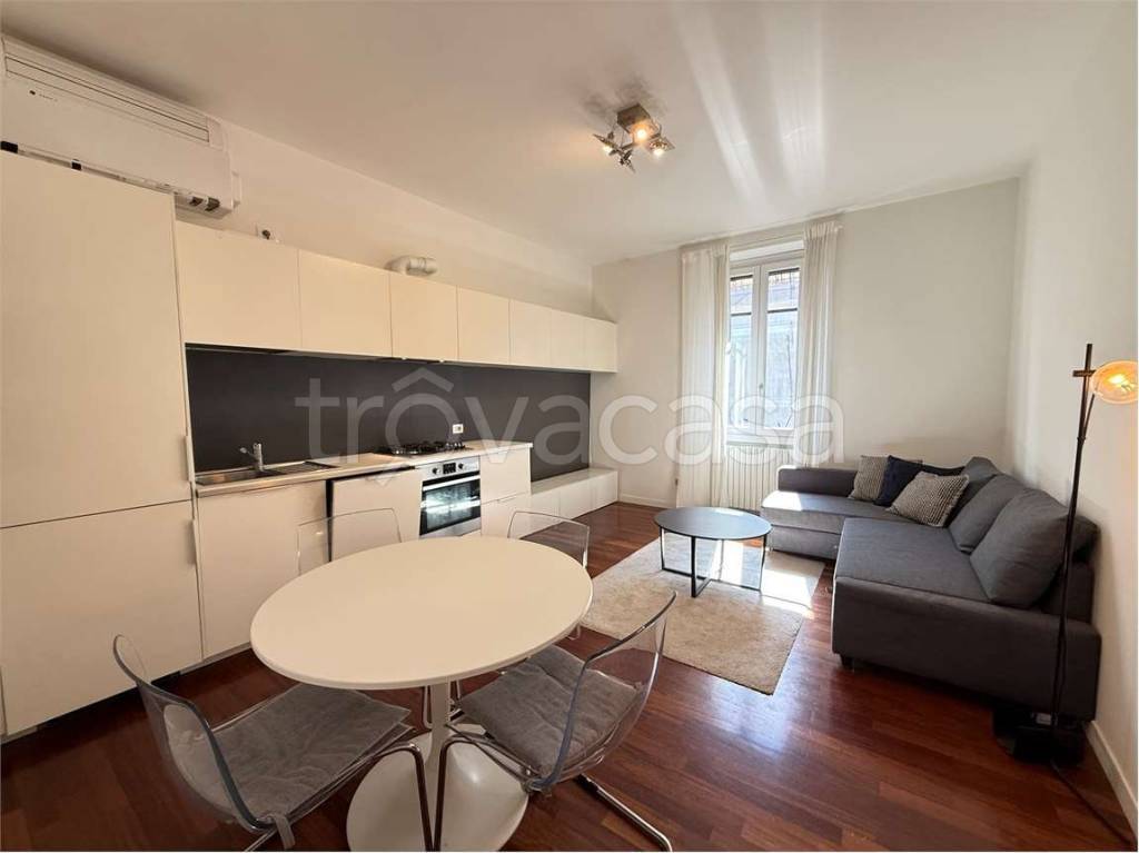 appartamento in affitto a Milano in zona Vigentino