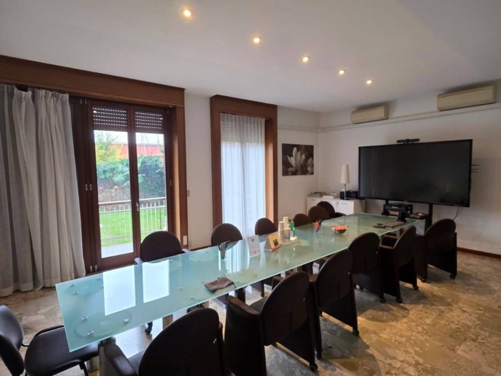 ufficio in affitto a Milano in zona Bocconi