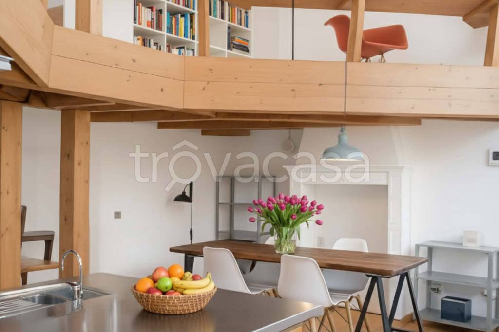 appartamento in affitto a Milano in zona Isola