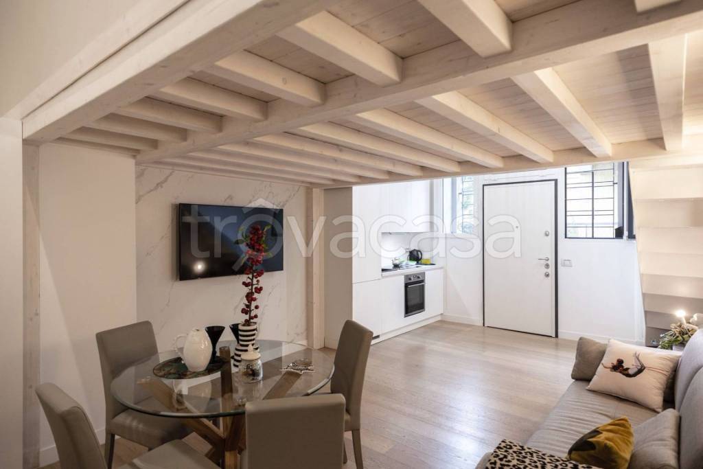 appartamento in affitto a Milano in zona Sempione