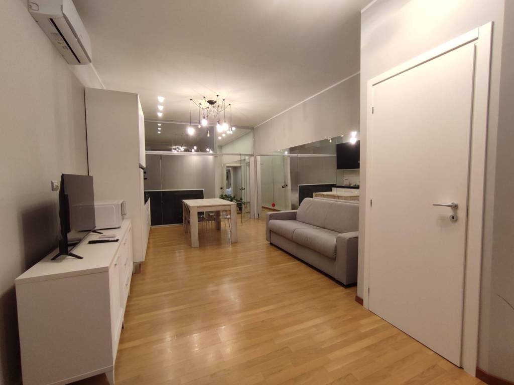 appartamento in affitto a Milano in zona Sempione